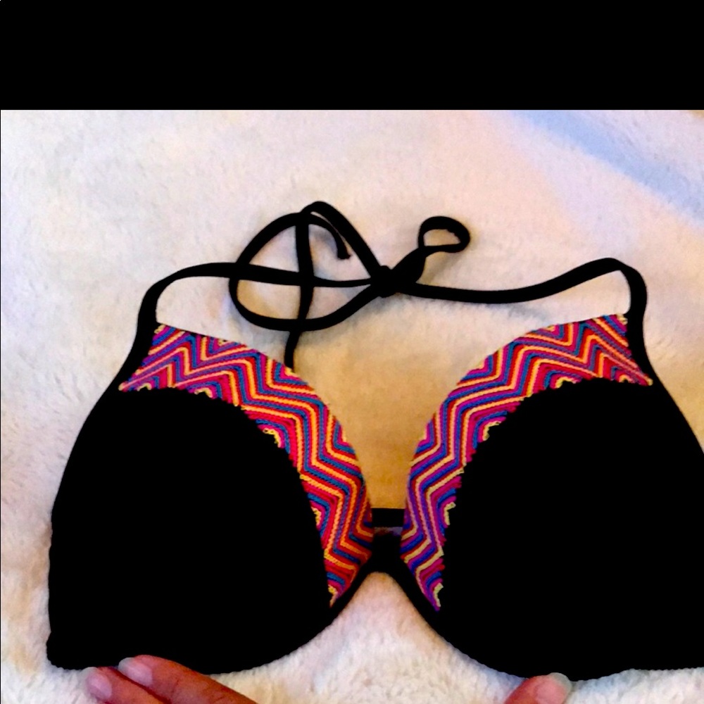 Bikini top
